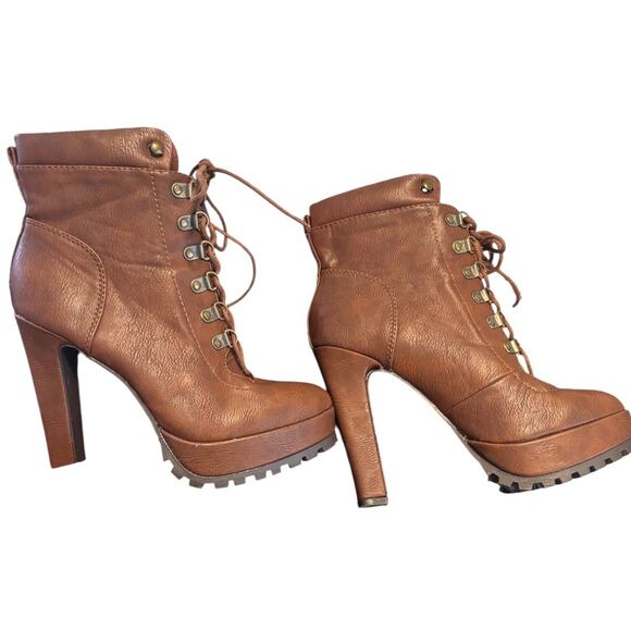 JustFab Brown Lace-Up Heeled Boots Lug Sole Platform Combat Style Size 7 - Picture 5 of 5